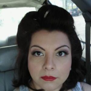 Meet your Posher, Violet